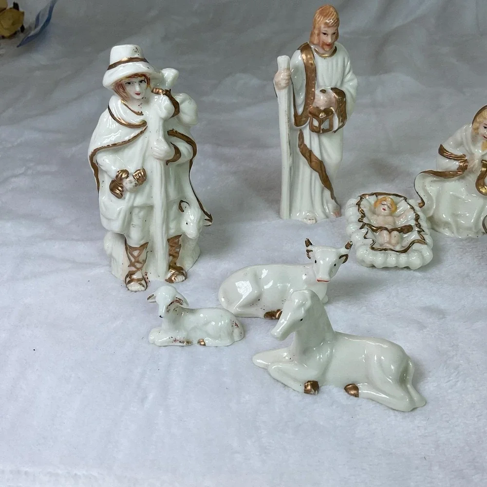 VTG White Gold Porcelain Nativity Set 10 Piece Christmas Manger Holy Family see